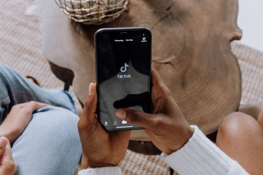 TikTok Creator Rewards Program Guide: How Creators Earn Money on TikTok