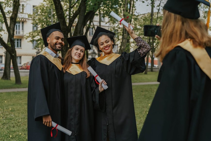 Graduation season is almost here: How to apply for the UK Post-Study Work Visa in 2026
