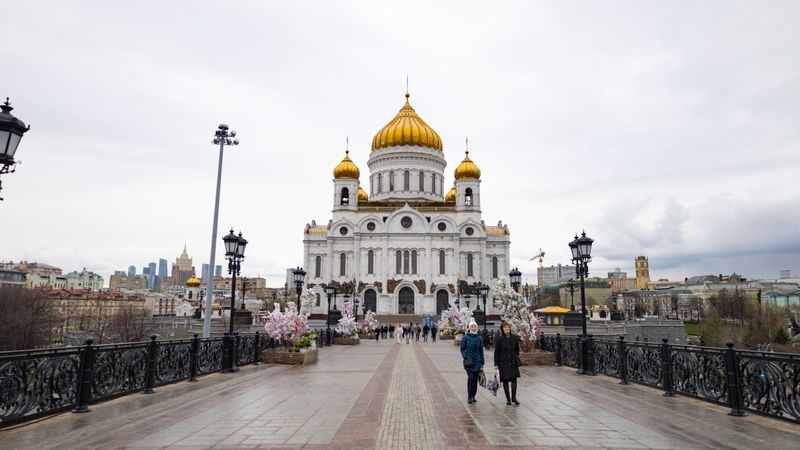 Russia's New Skilled Worker Visa: Fast-Track Residency for Foreign Professionals 
