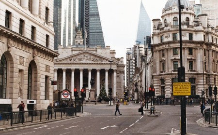 UK Financial Services Licences: What Needs FCA Approval